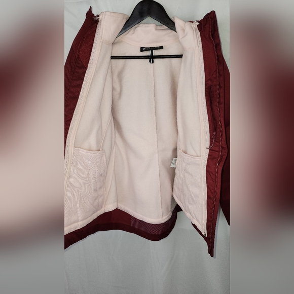 NWT Women's Under Armour 3 in 1 Sienna coat size small - Picture 3 of 9
